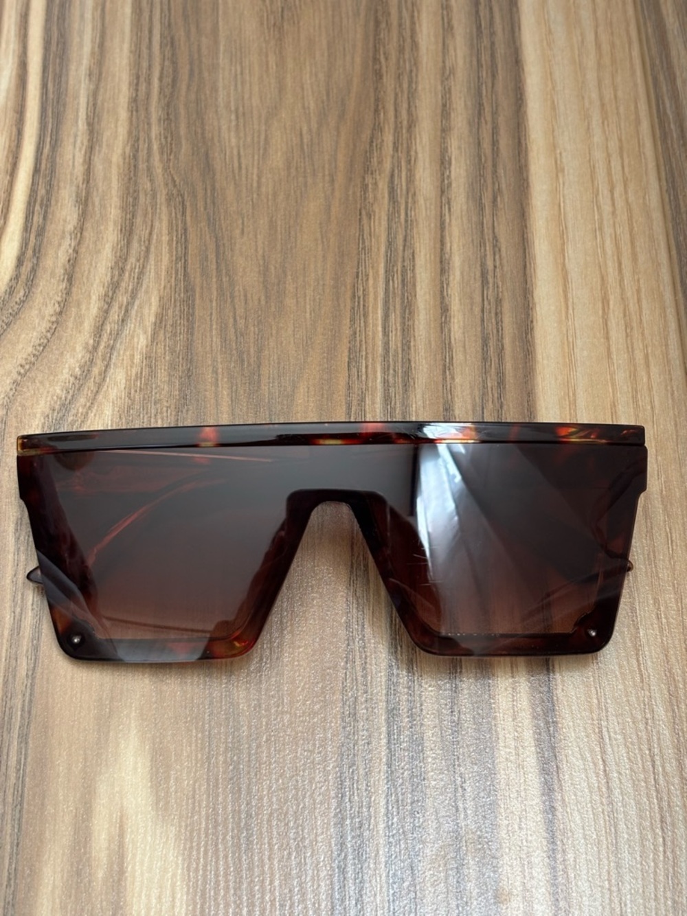 Oversized Shield Sunglasses Tortoiseshell Brown Trendy